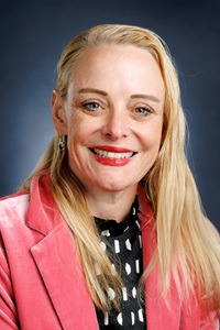 photo of Candace McLain