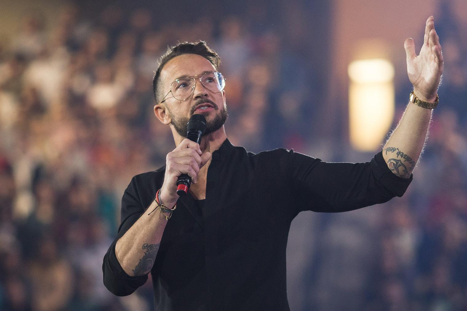 Carl Lentz and the Trouble at Hillsong