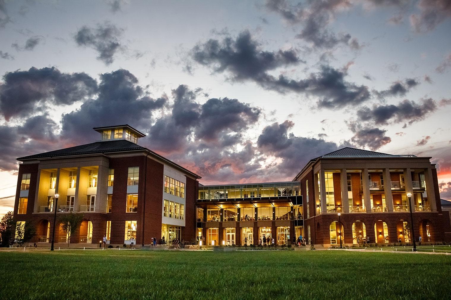 Jerry Falwell Library honored by Library Journal » Liberty News