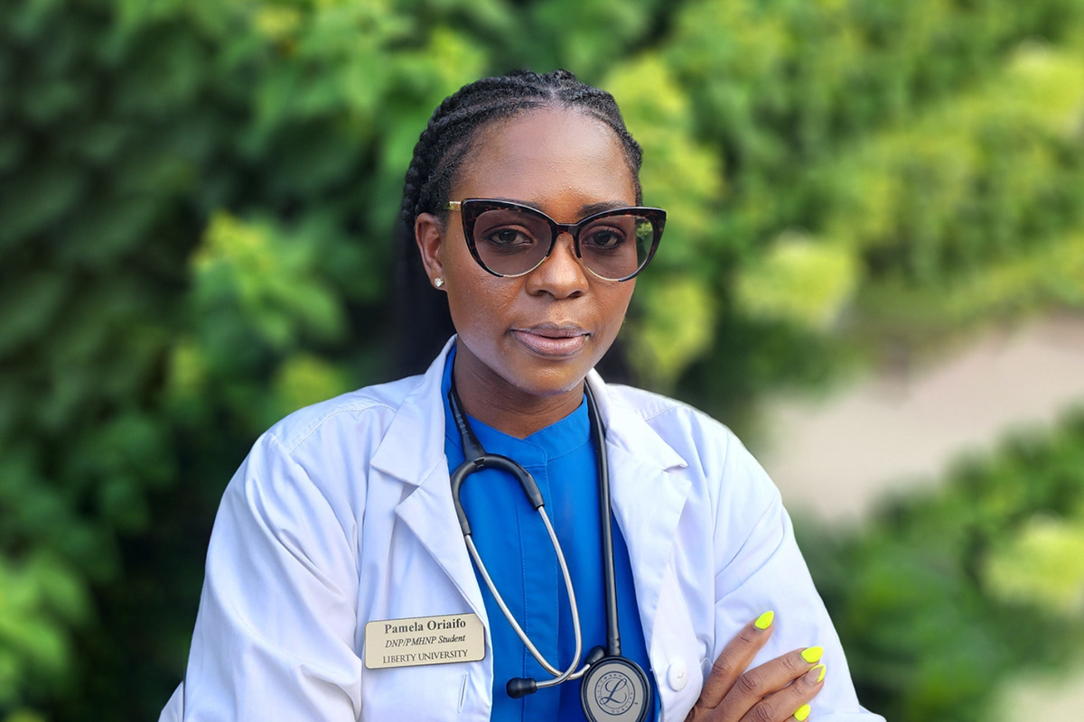 How Nurses Can Improve Women's Healthcare - Minority Nurse